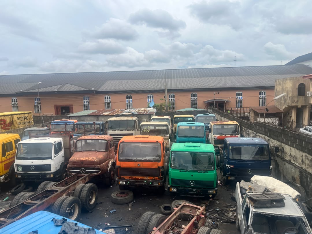 Commercial property at Apapa-Oshodi Expressway